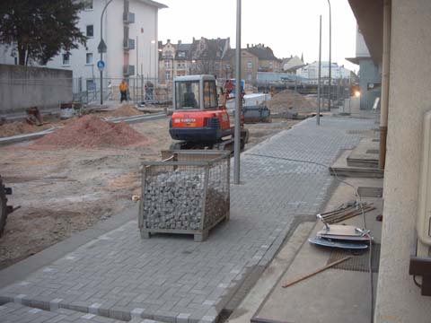 Kreisverkehrsplatz Friedrich-Ebert-Strae Worms, Anschluss an Brunhildenbrcke