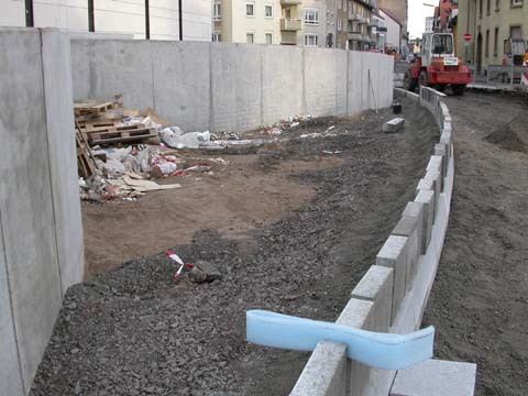 Friedrichstrae - Rmerstrae Worms, Randsteinstellung